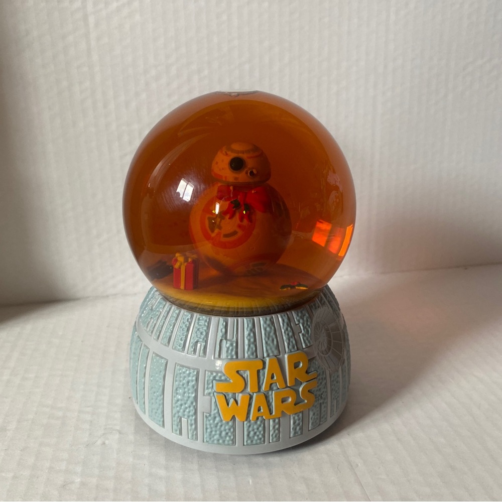 Star Wars Orange BB-8 Snow Globe on Gray Death Star Base